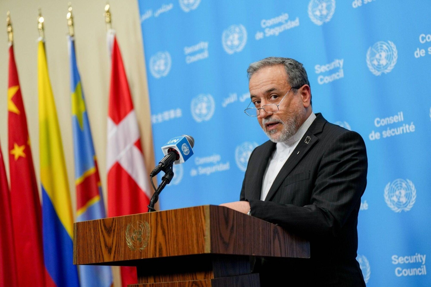 هل طردت واشنطن الوفد الإيراني؟.. طهران ترد