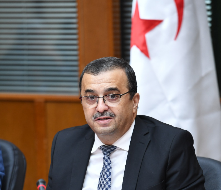 عرقاب: الإنتقال الطاقوي ينبغي أن يكون تدريجيا ومسؤولا ومتحكما فيه