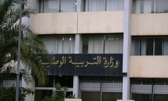 مدراء المتوسطات يترقبون توضيحات تكميلية لإنجاز جداول التوقيت