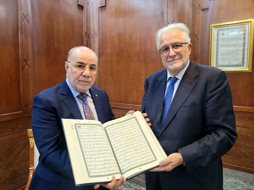 بلمهدي يستقبل عميد مسجد باريس الكبير