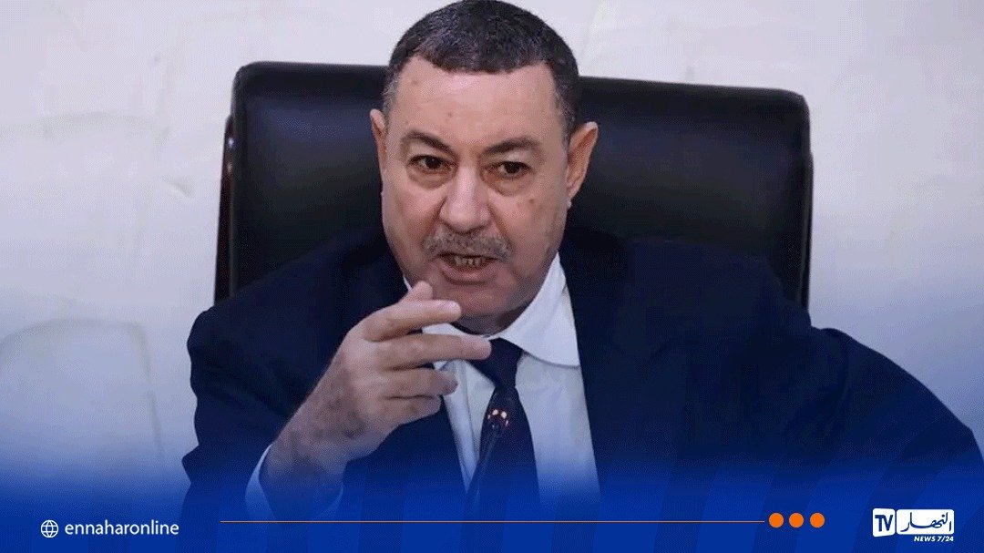 وزير الداخلية ينصب الأمين العام الجديد للوزارة