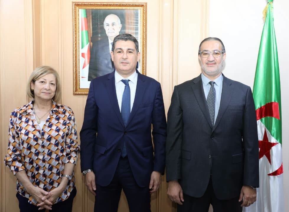 وزير الصحة يشرف على تنصيب المدير العام الجديد للوكالة الوطنية للدم