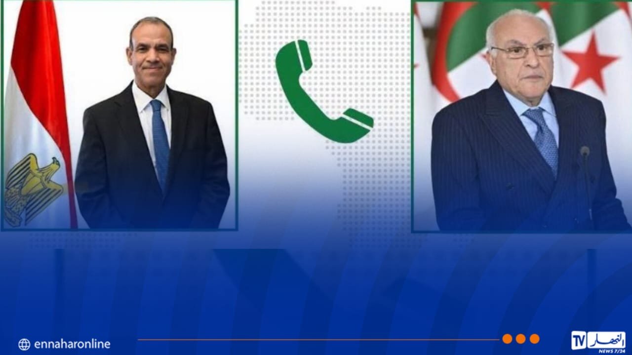عطاف يجري اتصالا هاتفيا مع نظيره المصري