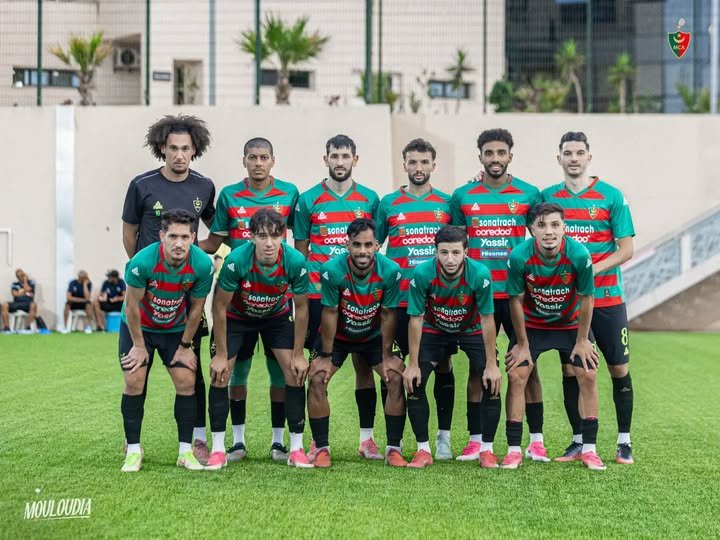 مولودية الجزائر تمطر شباك أمل الأربعاء بخماسية في لقاء ودي