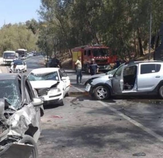 سطيف.. وفاة شابين وإصابة 6 آخرين في اصطدام تسلسلي بحمام السخنة