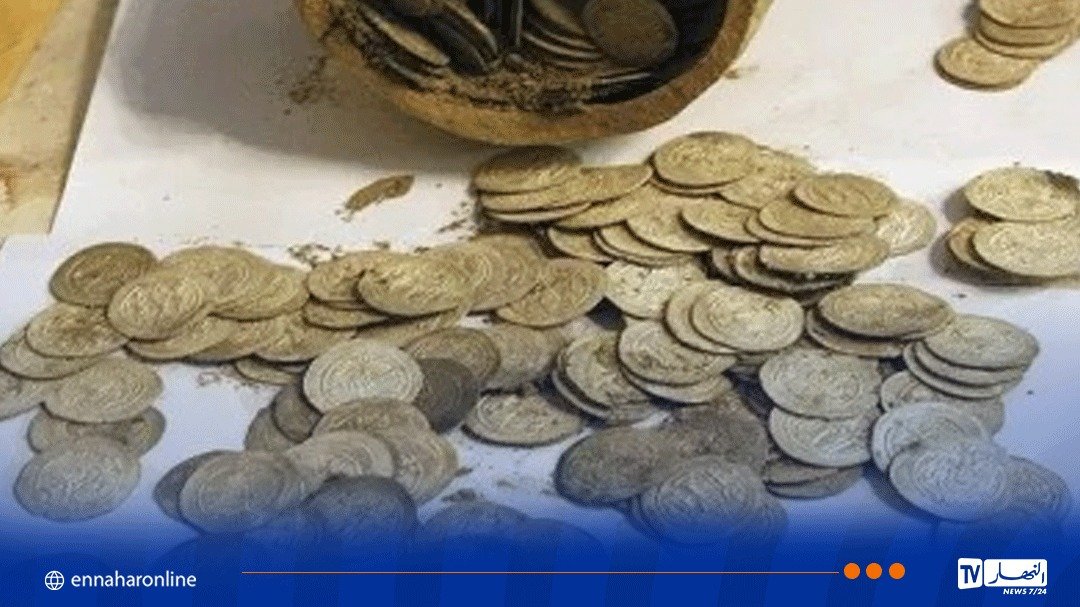 شرطة تلمسان تحجز 100 قطعة نقدية أثرية تعود إلى الحقبة العثمانية